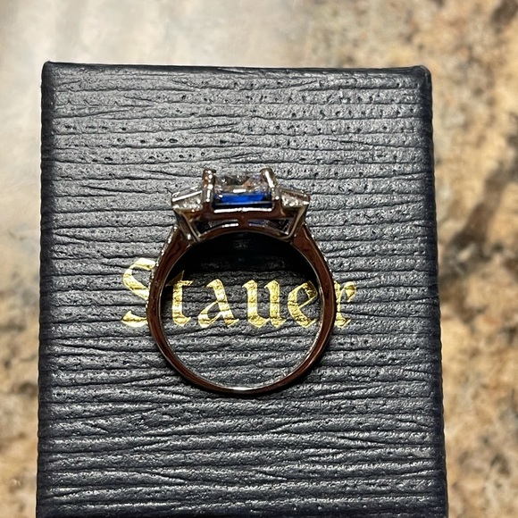 Stauer blue Spinal Ring .925 Sterling Silver Band Sizes 6 and 7 - Picture 3 of 5
